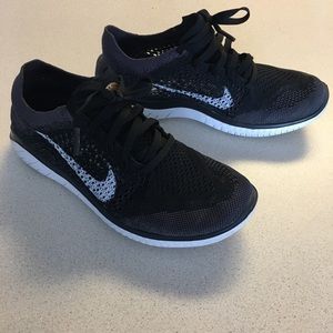 Nike Tennis Shoe